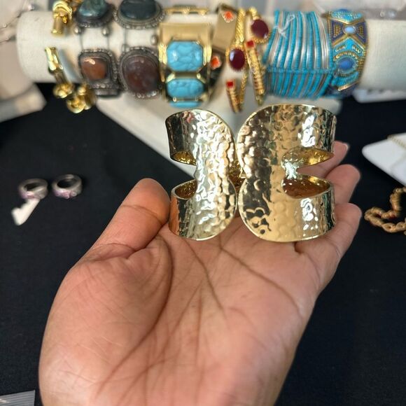 DENKAYS CHARMED BRACLET BANGLES - Picture 14 of 16